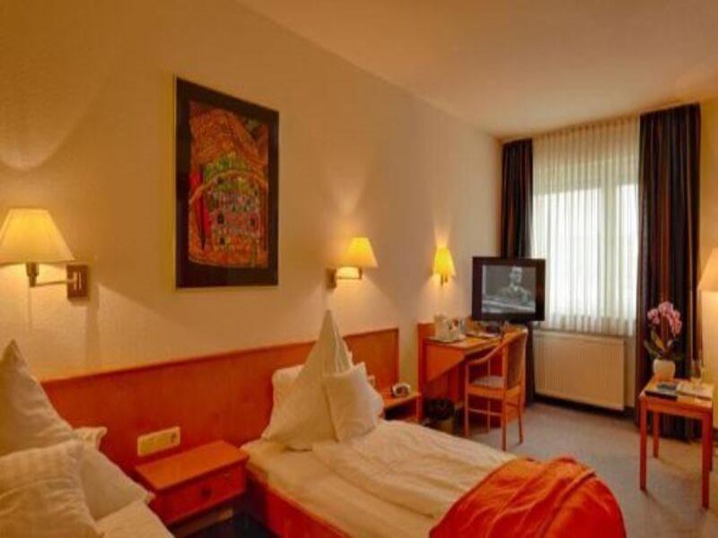 Hotel Trip Zum Riesen 4*